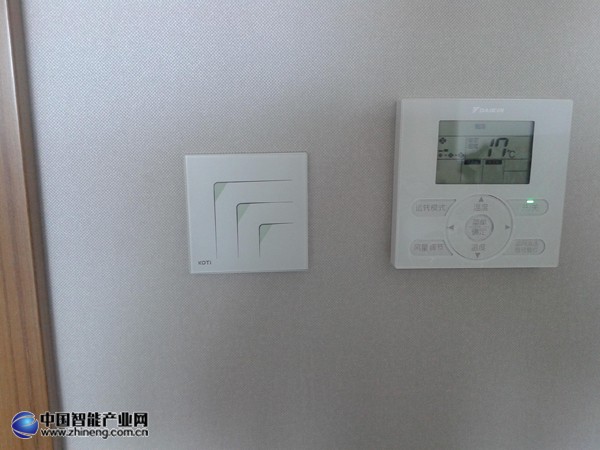 KOTI后現(xiàn)代觸摸遙控開關(guān)圖 KOTI后現(xiàn)代觸摸遙控開關(guān)圖