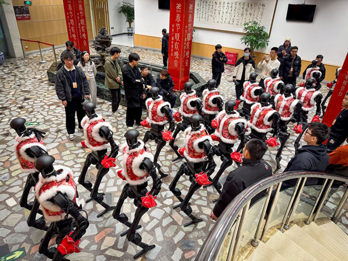 Unitree H1:春晚舞臺上的攀登者——不怕意外,努力前行 Unitree H1:春晚舞臺上的攀登者——不怕意外,努力前行